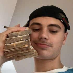 Marc Blata Arnaque 2025 : Escroquerie ZK Bet, TomSurSnap fake trader cannabis Dubai